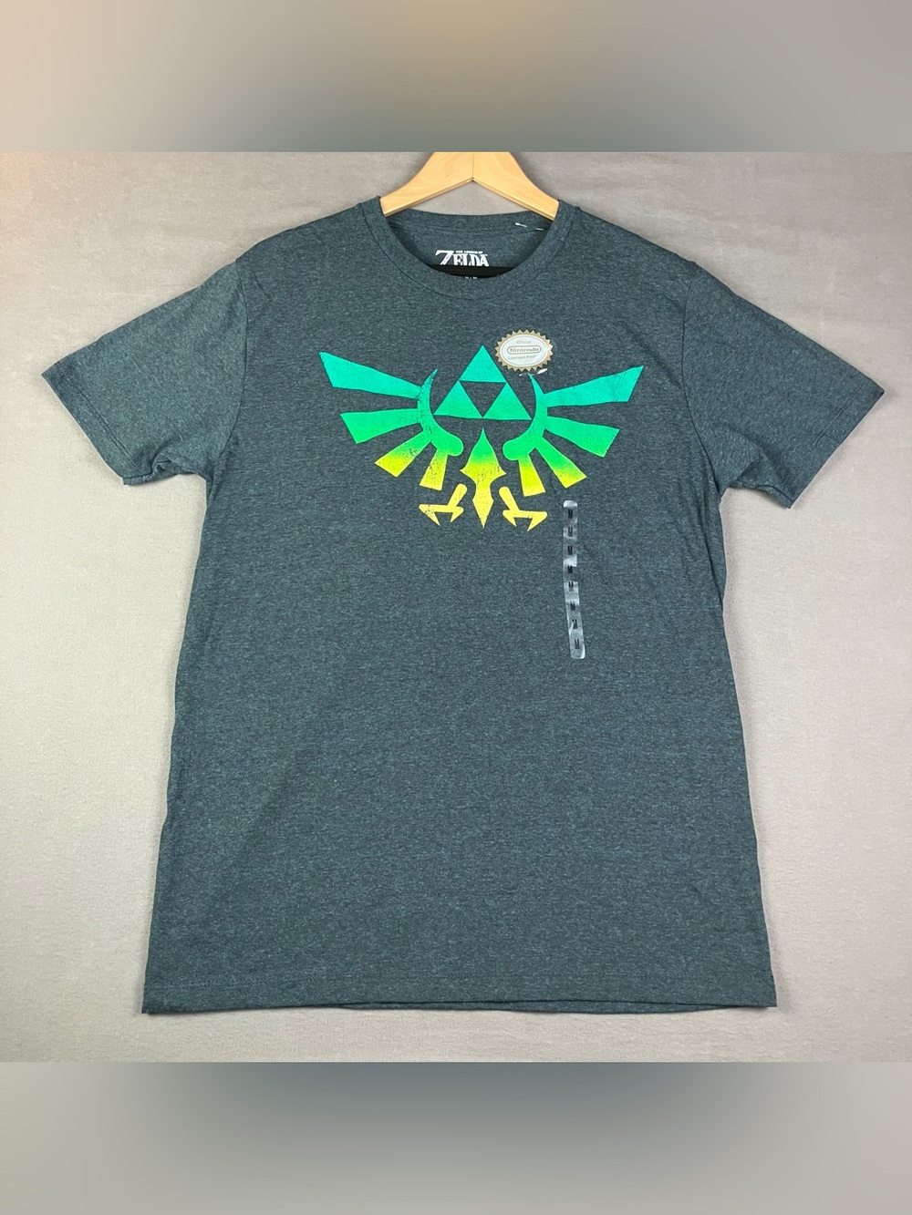 The Legend of Zelda Nintendo T-Shirt Size M Short Sleeve Gray Graphic Logo NWT!